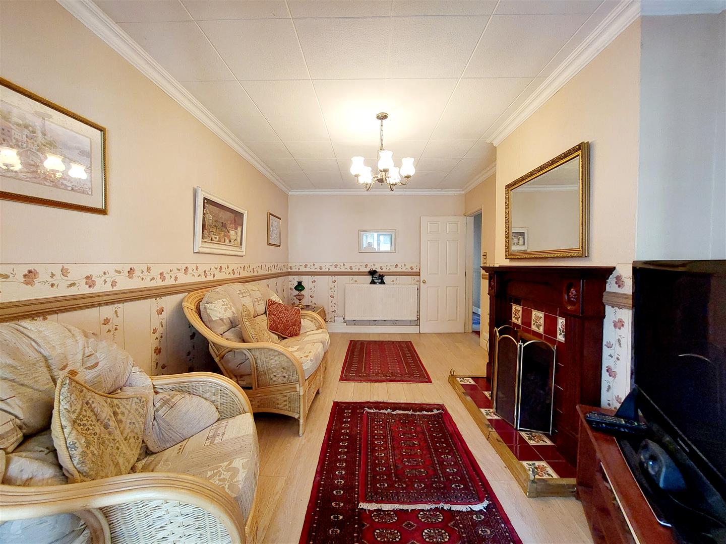 Heol Nantlais, Gorseinon, Swansea, SA4 4LS